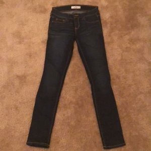 Hollister Dark Wash Skinny Jeans! Size 1 Short!